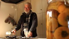 しあわせの発明（出演：藤村靖之） - The Invention of Happiness